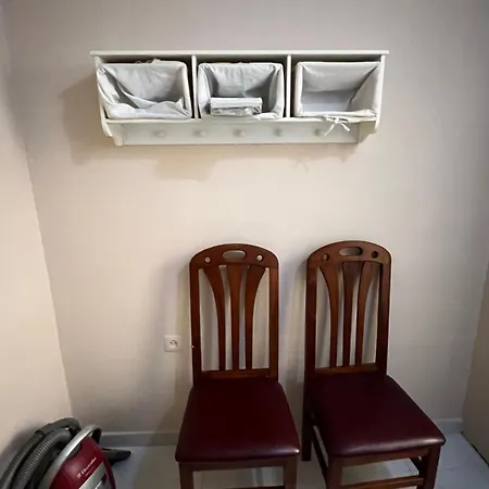 דירה Bright & Roomy Center טיראנה