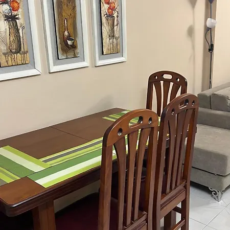 Apartamento Bright & Roomy Center