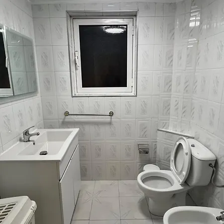 Bright & Roomy Center * Tirana