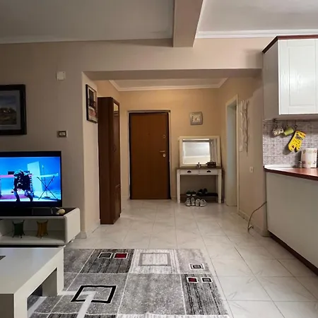Bright & Roomy Center *