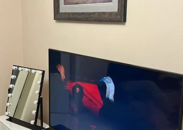 Bright & Roomy Center Appartamento